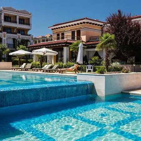 Private In Green Life Beach *